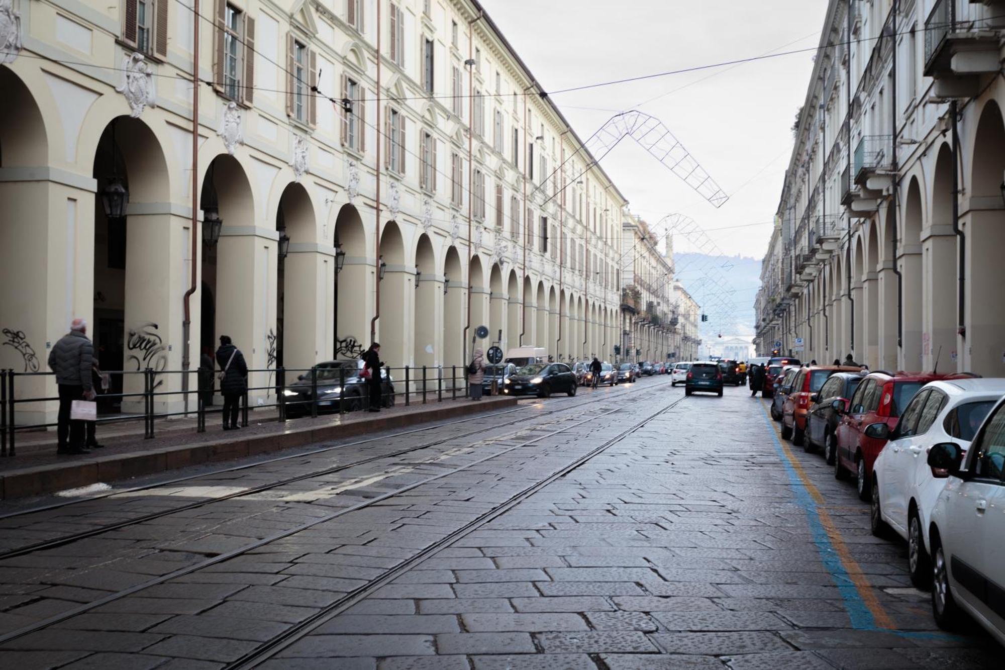 Renovated 3 Bedroom Apartment In The City Center Turin Exterior foto